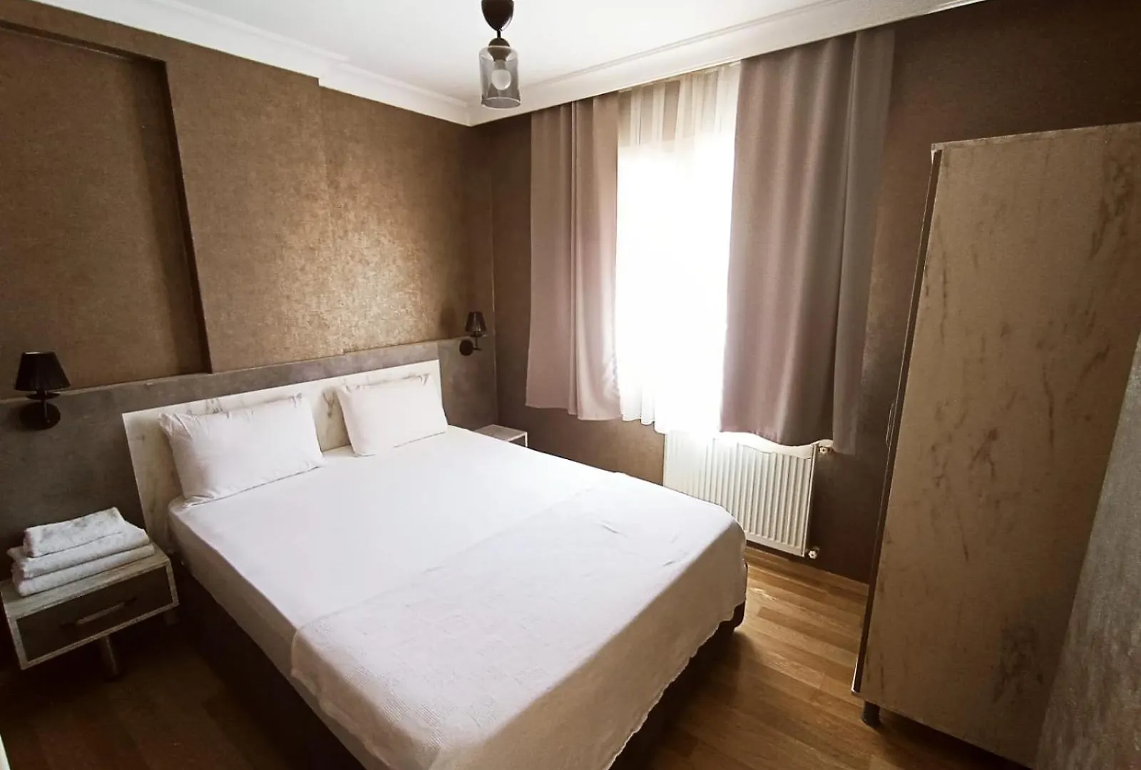 Aslan Suit Otel Buca 0*,