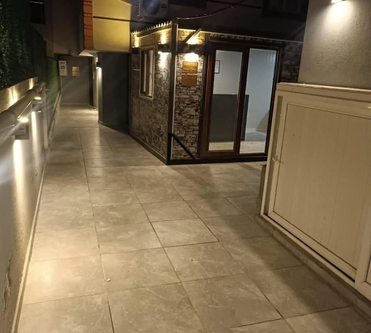 Aslan Suit Otel Buca Turkey